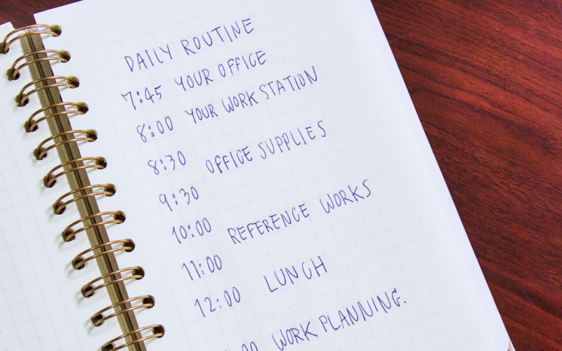 How to Create a Daily Structure for Maximum Productivity and Focus